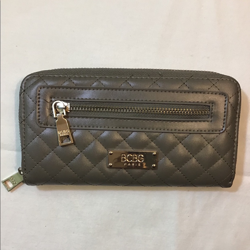 BCBG Paris wallet